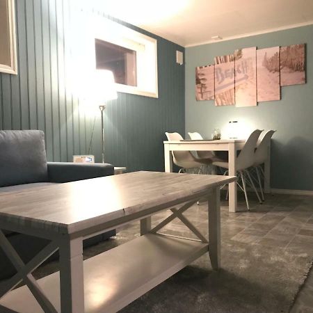 Beautiful Apartment In Central 레크네스 외부 사진