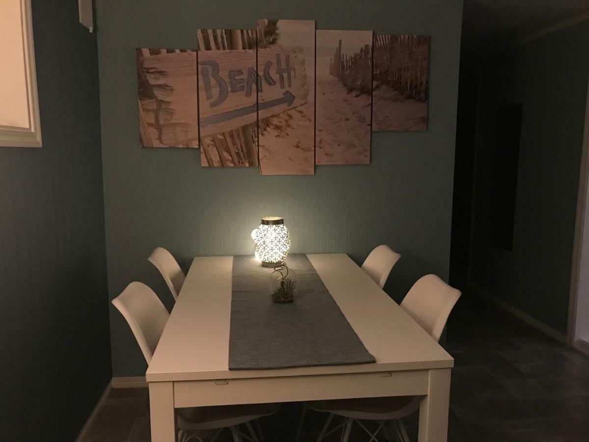 Beautiful Apartment In Central 레크네스 외부 사진