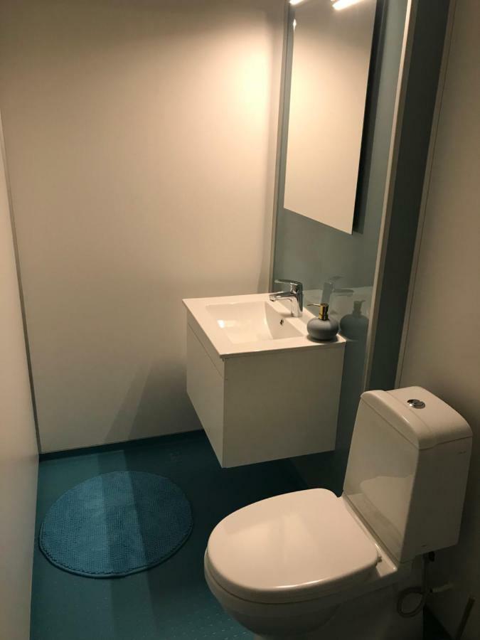 Beautiful Apartment In Central 레크네스 외부 사진