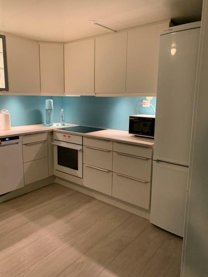 Beautiful Apartment In Central 레크네스 외부 사진