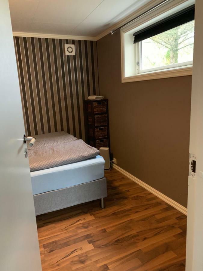 Beautiful Apartment In Central 레크네스 외부 사진